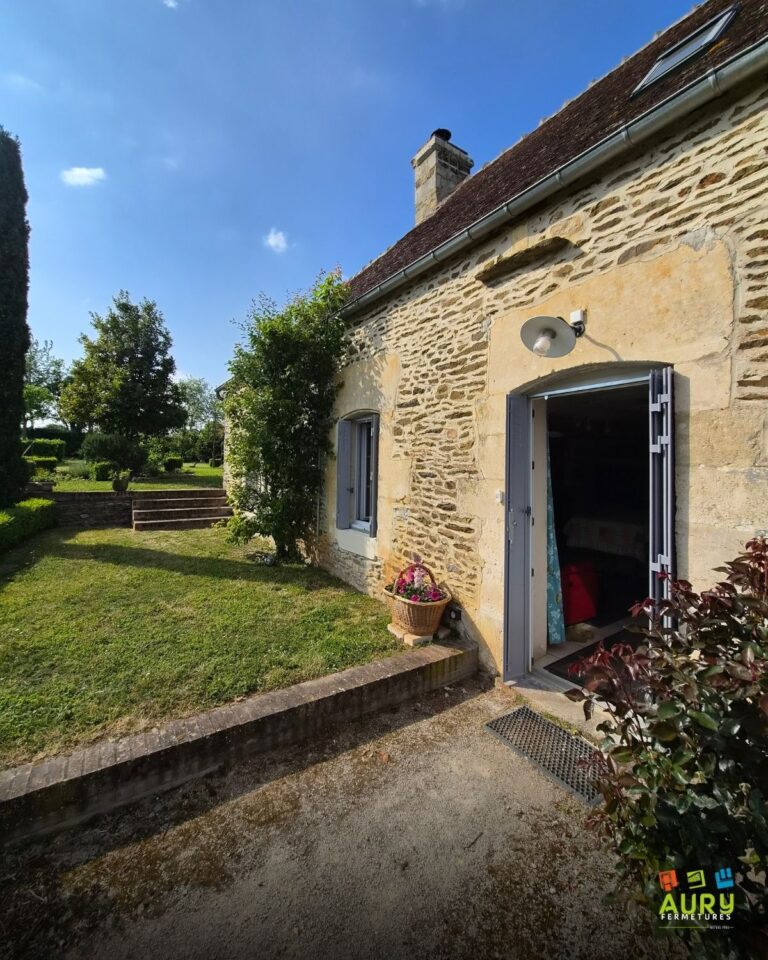 Installation de persiennes métalliques à Guêprei (61160)